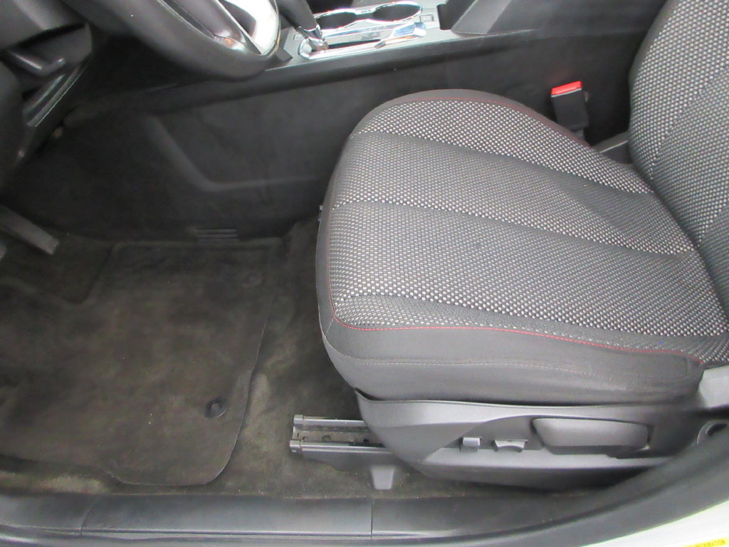 Certified 2017 Chevrolet Equinox LS FWD image 20