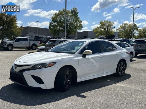 Used 2020 Toyota Camry SE image 7