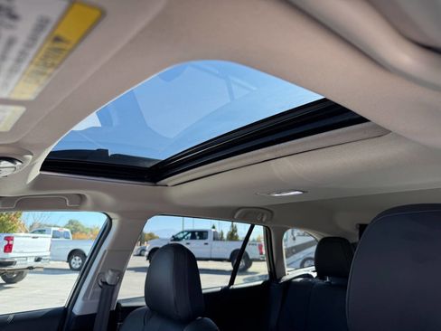 Used 2024 Subaru Outback Limited image 45