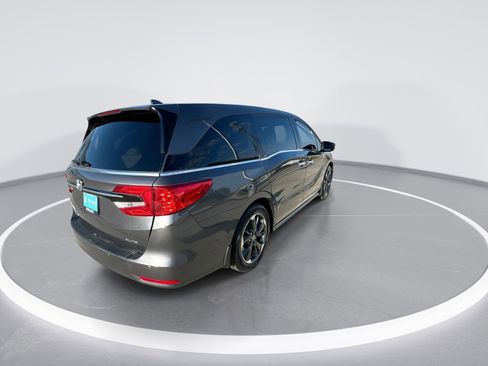 Used 2024 Honda Odyssey Elite image 8
