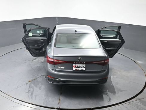Used 2025 Volkswagen Jetta S FWD image 59