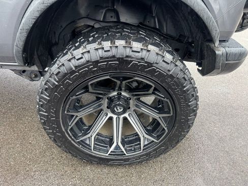 Used 2021 Ford Bronco Badlands image 30