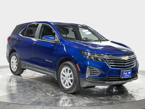 Used 2023 Chevrolet Equinox LT AWD/4WD image 9
