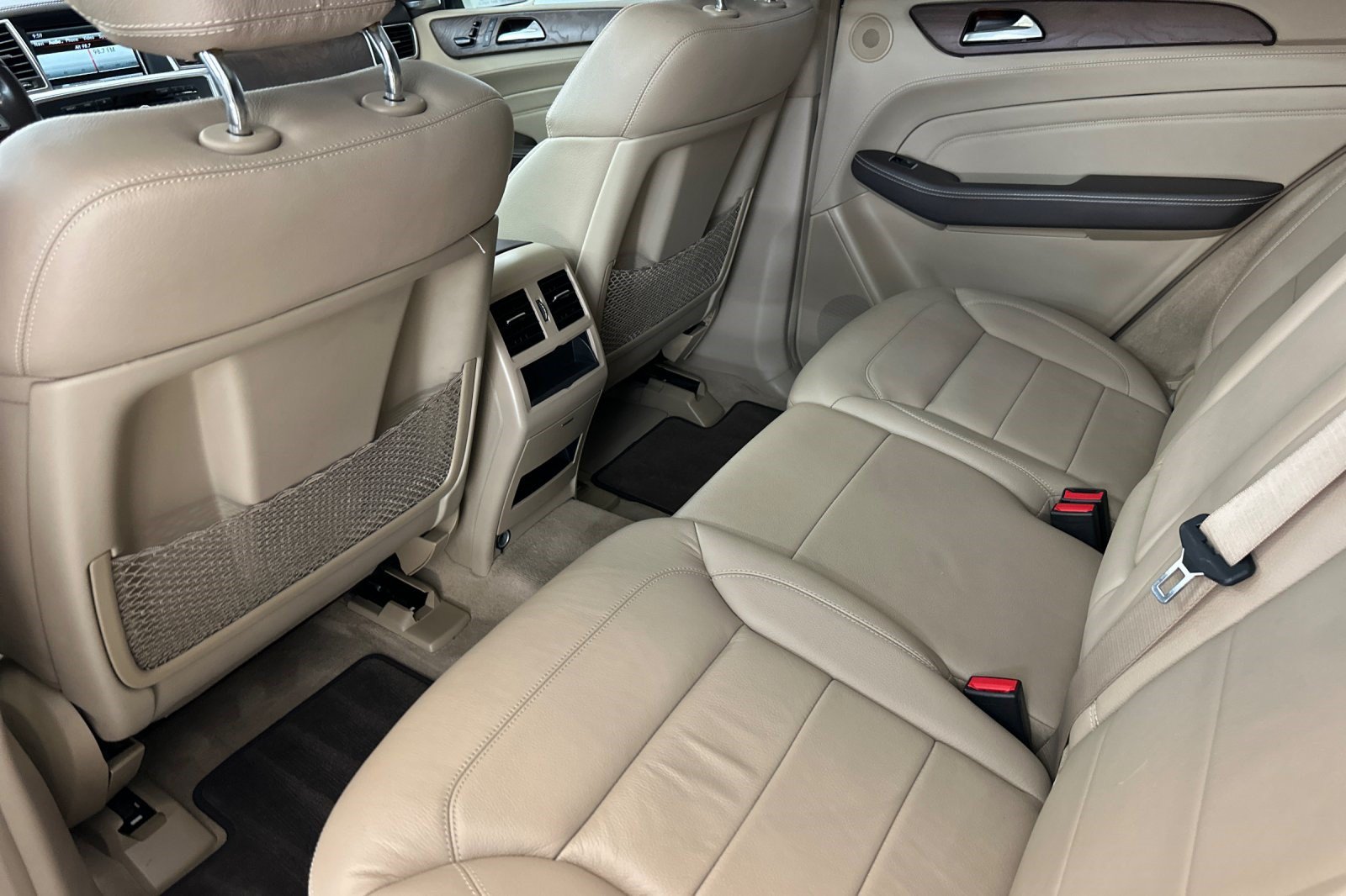 Used 2015 Mercedes-Benz ML 400 4MATIC image 27