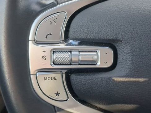 Used 2023 Genesis GV80 2.5T w/ Prestige Package image 25