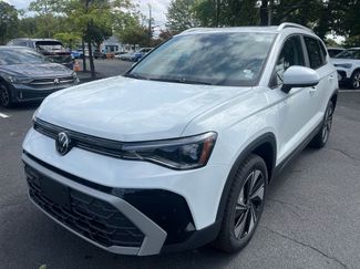 New 2025 Volkswagen Taos SE video 2