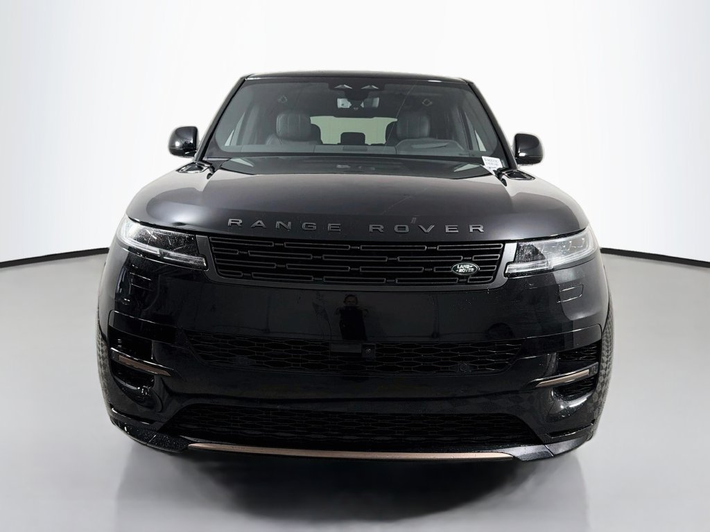 New 2027 Land Rover Range Rover Sport Dynamic SE AWD/4WD image 2