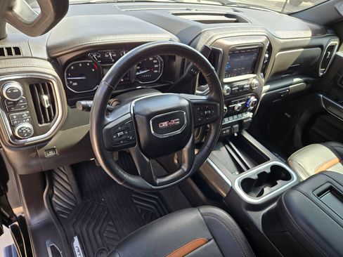 Certified 2022 GMC Sierra 2500 AT4 w/ AT4 Preferred Package AWD/4WD image 10
