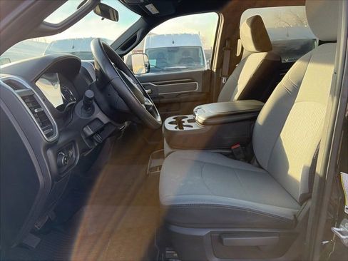 Used 2022 RAM 2500 Big Horn image 12