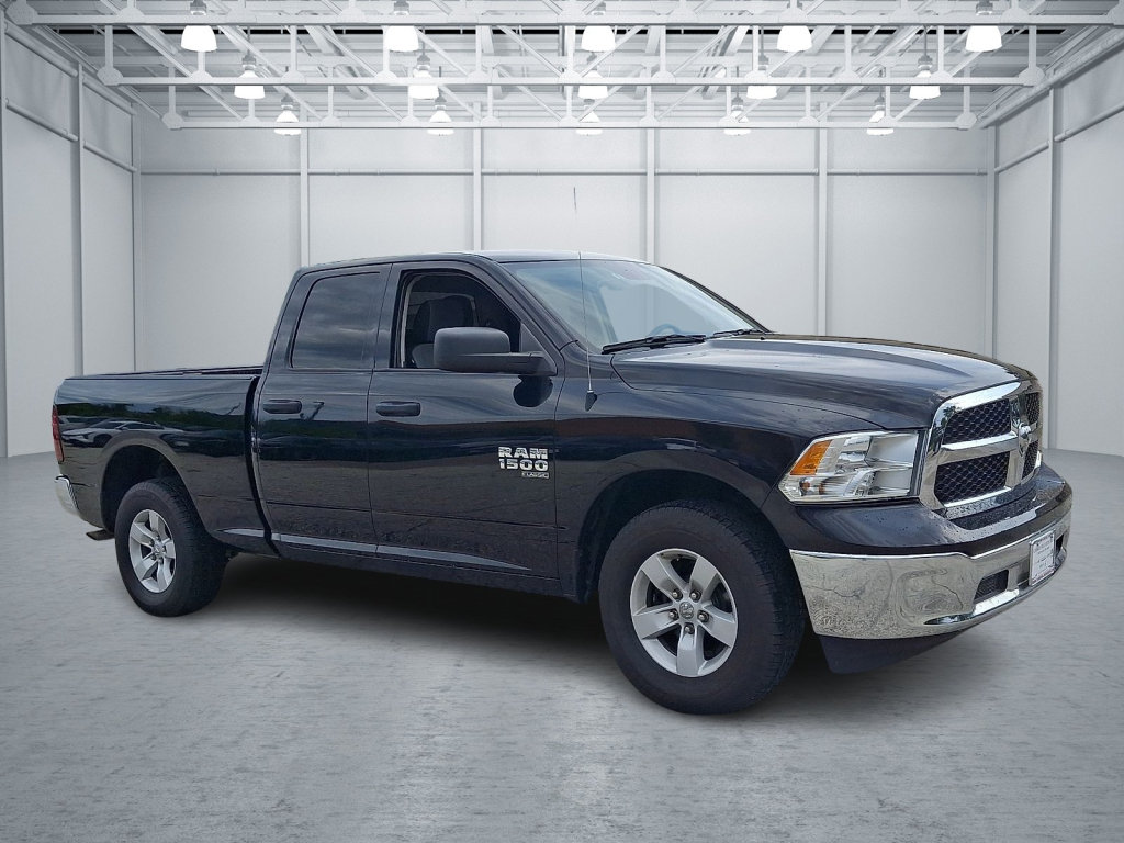 Used 2024 RAM 1500 Classic SLT AWD/4WD image 7