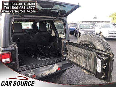 Used 2020 Jeep Wrangler Unlimited Sahara w/ Cold Weather Group image 7