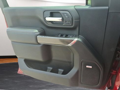 Certified 2021 GMC Sierra 2500 AT4 w/ AT4 Preferred Package AWD/4WD image 17
