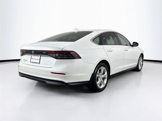 Used 2023 Honda Accord LX video 2