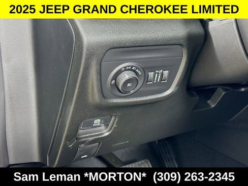 New 2025 Jeep Grand Cherokee Limited image 10