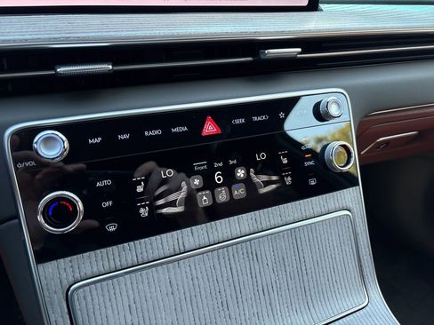 New 2026 Genesis GV80 3.5T Prestige image 9