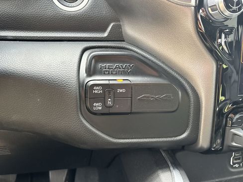 Used 2020 RAM 3500 Laramie AWD/4WD image 22
