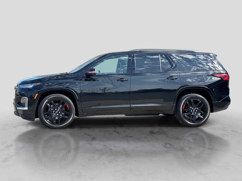 Used 2023 Chevrolet Traverse Premier w/ Redline Edition AWD/4WD image 3