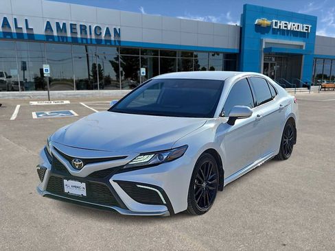 Used 2024 Toyota Camry XSE FWD image 1