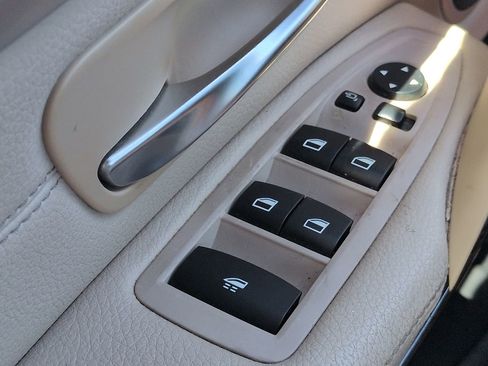 Used 2017 BMW 440i Convertible RWD image 23