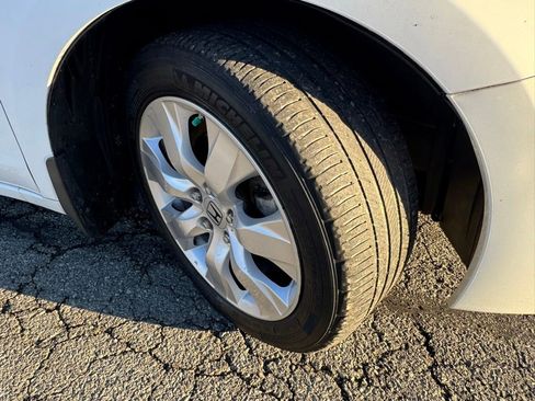 Used 2010 Honda Accord EX-L image 33