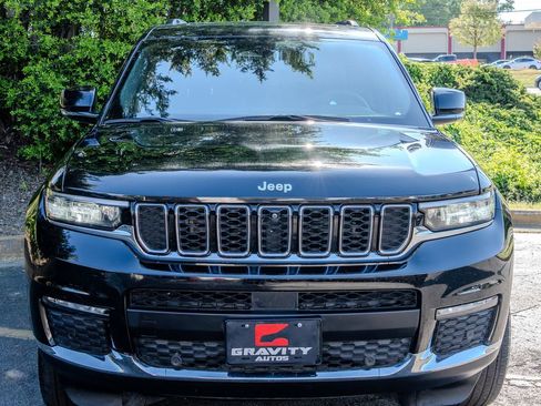 Used 2024 Jeep Grand Cherokee L Limited w/ Luxury Tech Group II image 2