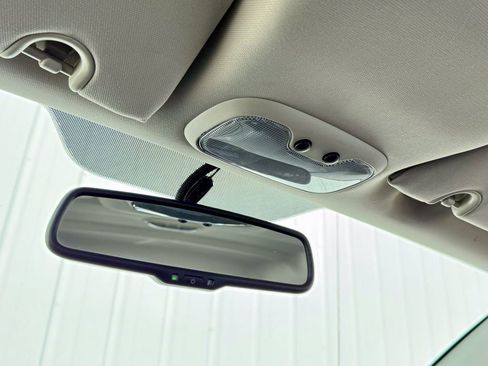 Used 2011 Dodge Caliber Mainstreet image 25