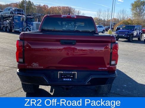 Certified 2024 Chevrolet Colorado ZR2 w/ Safety Package image 5