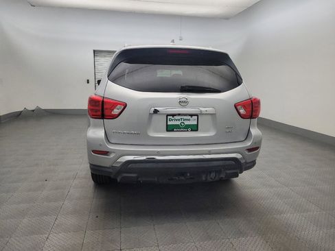 Used 2019 Nissan Pathfinder SV image 6
