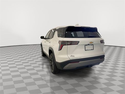 New 2026 Chevrolet Equinox LT w/ Convenience Package II image 9