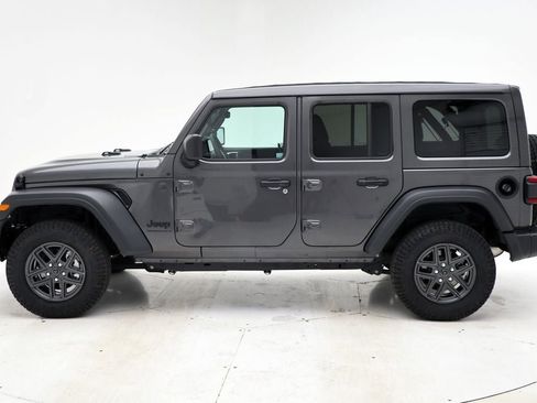 Used 2025 Jeep Wrangler Sport S image 6