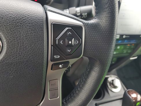 Used 2023 Toyota 4Runner Limited image 24