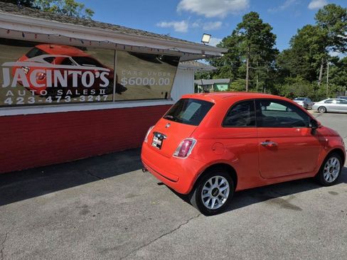 Used 2017 FIAT 500 Pop FWD image 2