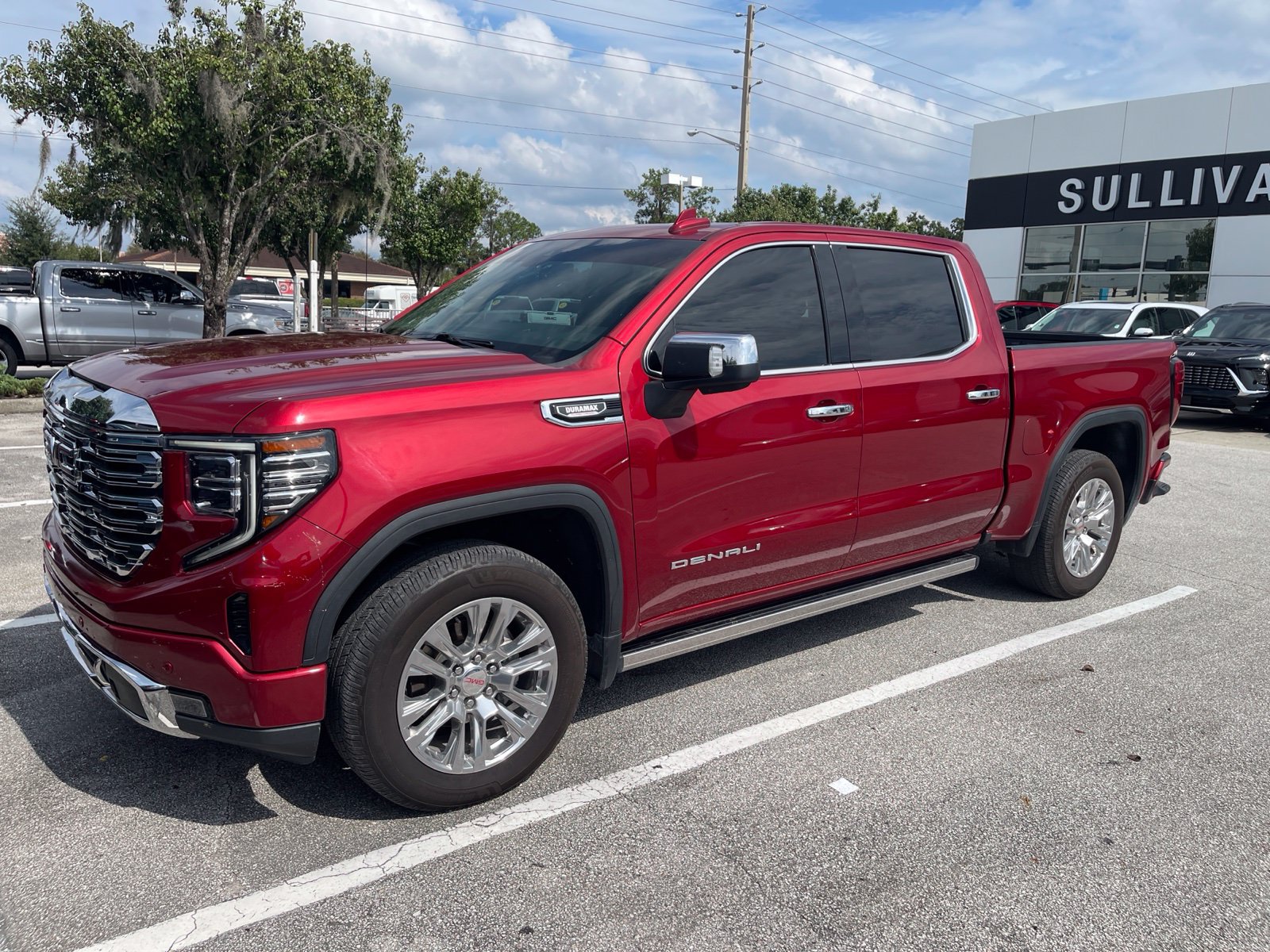 Used 2022 GMC Sierra 1500 Denali AWD/4WD image 1