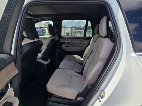 New 2026 Volvo XC90 T8 Plus w/ Protection Package Premier AWD/4WD image 14