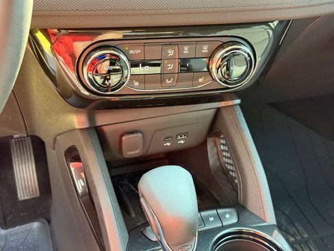New 2026 Chevrolet TrailBlazer LT w/ Convenience Package FWD image 20