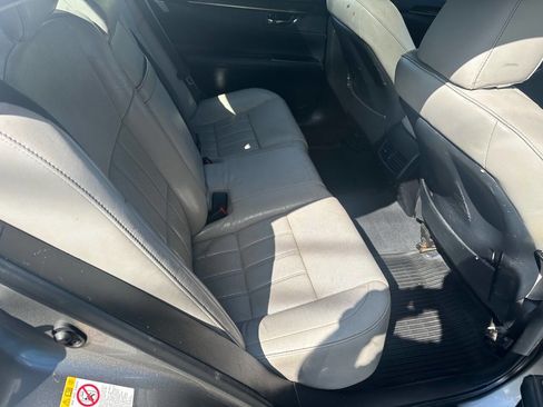 Used 2018 Lexus ES 350 w/ Luxury Package w/Wood Trim FWD image 11