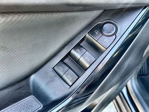 Used 2025 Chevrolet Equinox LT image 22