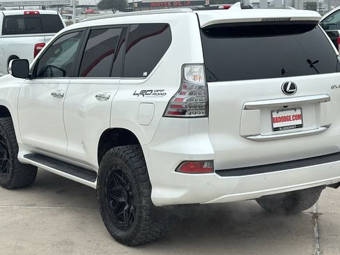 Used 2023 Lexus GX 460 Premium image 7