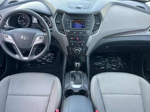 Used 2017 Hyundai Santa Fe Sport image 13