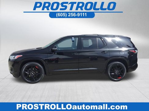 Used 2021 Chevrolet Traverse Premier w/ Redline Edition AWD/4WD image 1