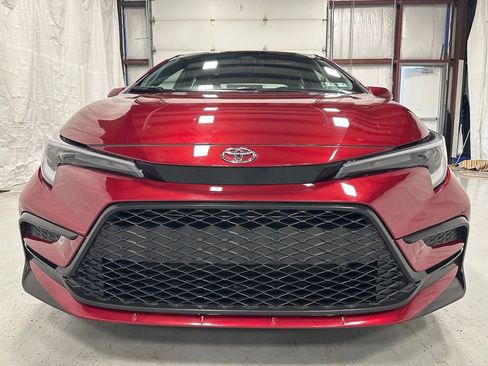 Used 2026 Toyota Corolla XSE FWD image 2