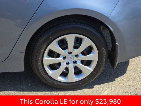 Used 2026 Toyota Corolla LE FWD image 38