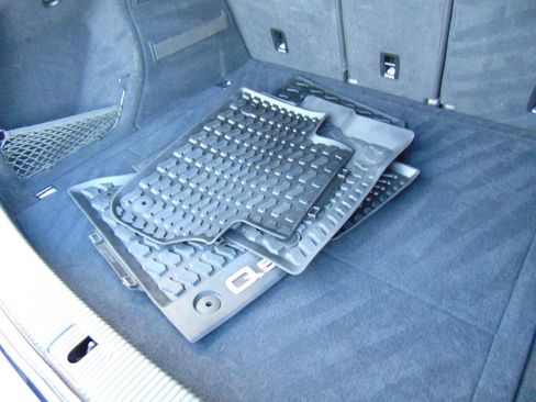 Used 2018 Audi Q5 2.0T Premium image 47