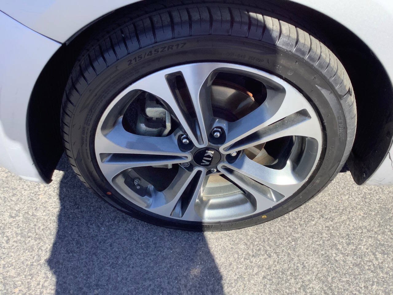 Used 2016 Kia Forte EX FWD image 21