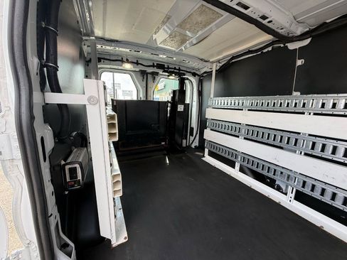 Used 2016 Ford Transit 150 130 Low Roof w/ Interior Upgrade Package RWD image 33