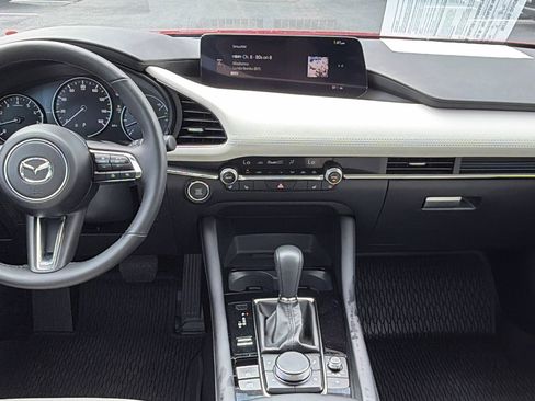 Used 2025 MAZDA MAZDA3 2.5 Turbo Sedan w/Premium Plus image 24