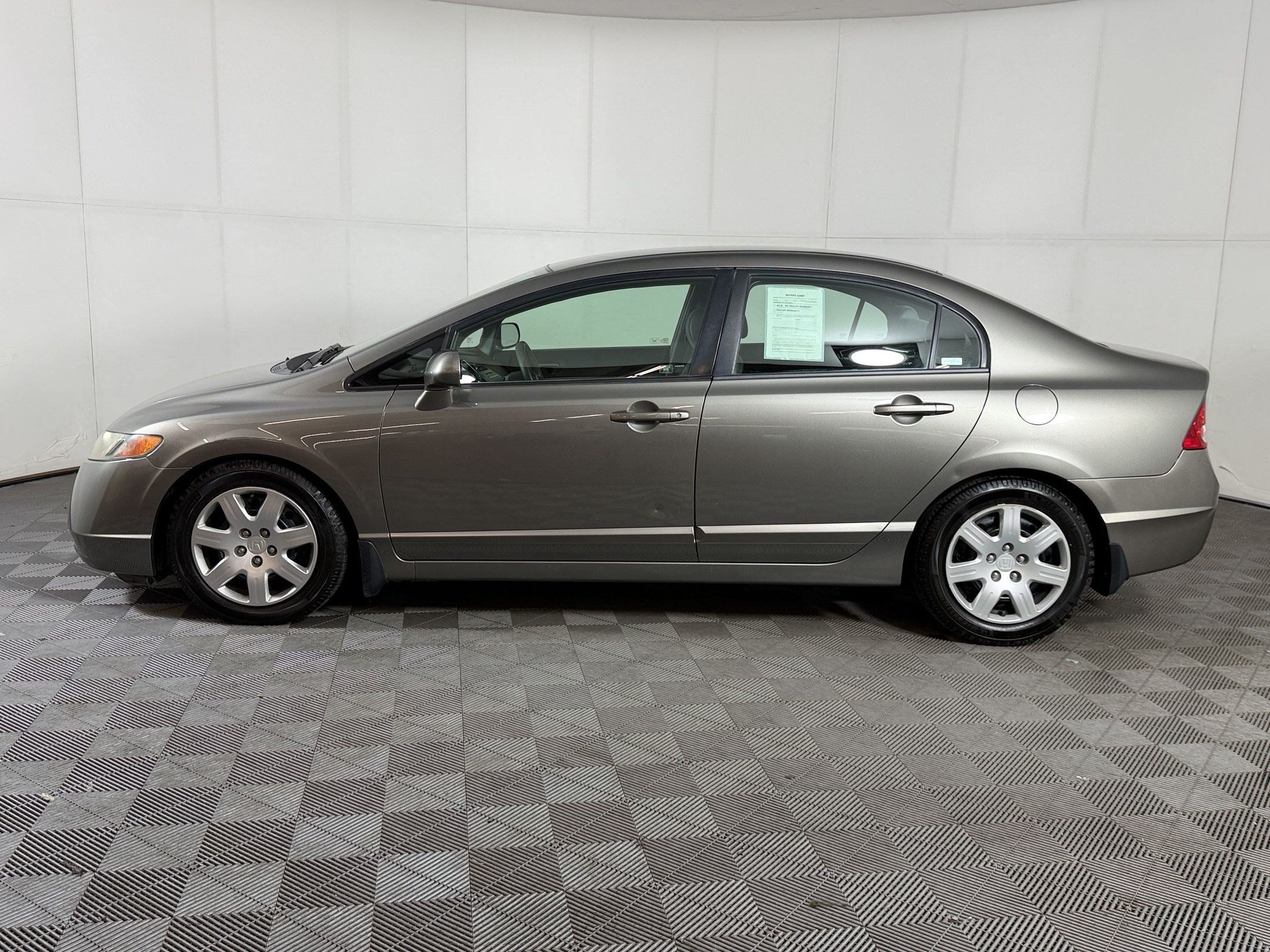 Used 2007 Honda Civic LX image 2