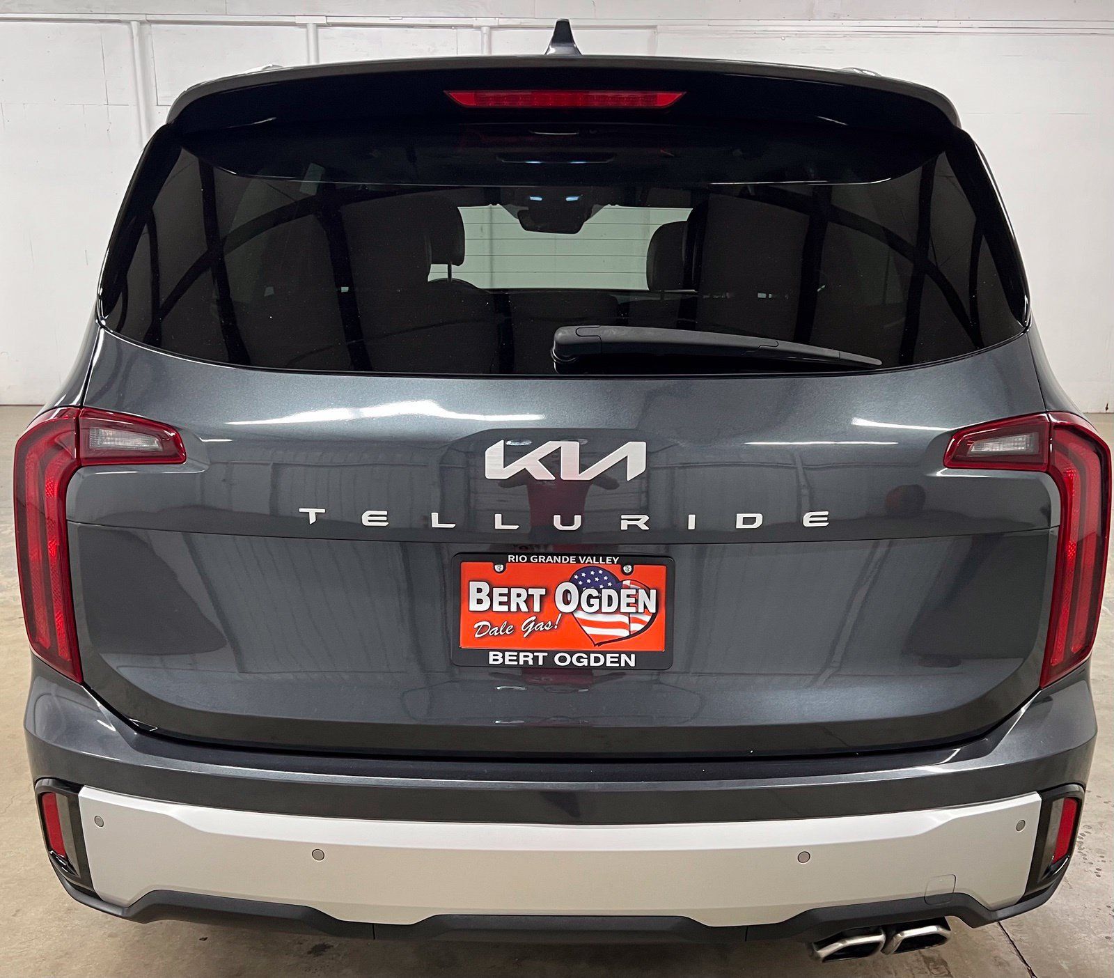 Used 2024 Kia Telluride S w/ S Sunroof Package FWD image 5