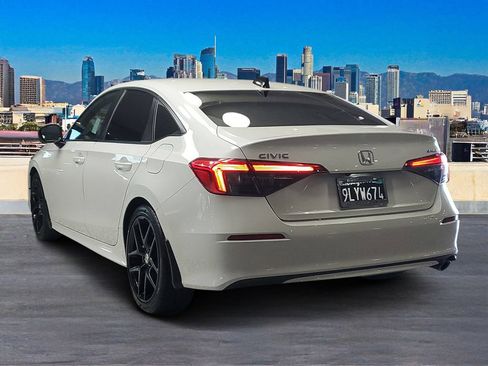Used 2024 Honda Civic Sport image 5