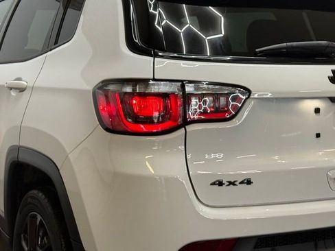 Used 2022 Jeep Compass Altitude image 8